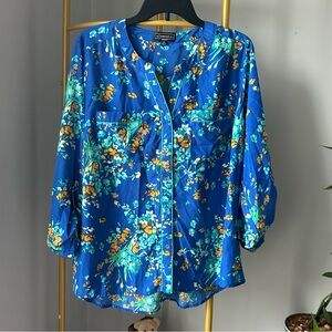 Elementz Blue Floral print split neck Button-Up rolled tab sleeves Blouse in 2X